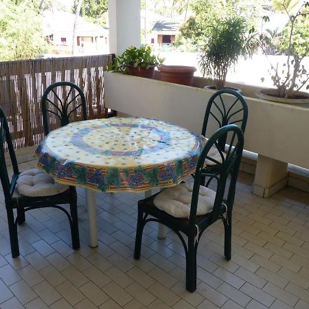 Au Meuble Des Roches Διαμέρισμα Saint-Gilles-les Bains Εξωτερικό φωτογραφία