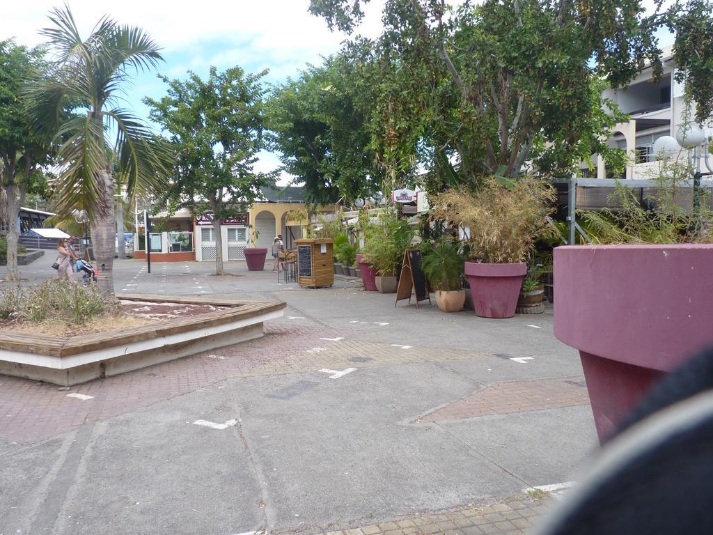 Au Meuble Des Roches Διαμέρισμα Saint-Gilles-les Bains Εξωτερικό φωτογραφία
